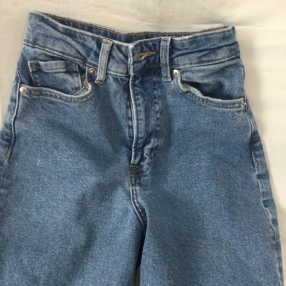 H&M Divided High Waisted Jeans - Picture 4 of 6